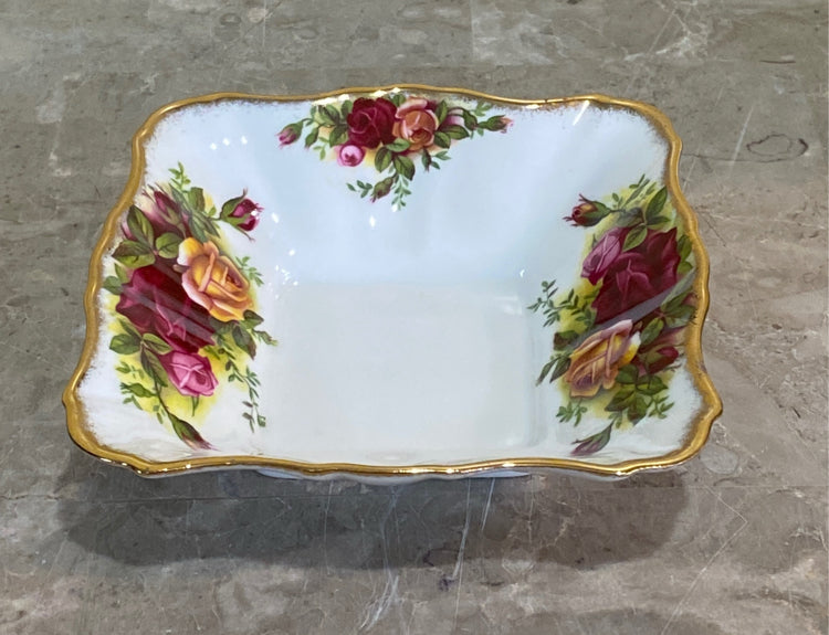 Royal Albert Dish