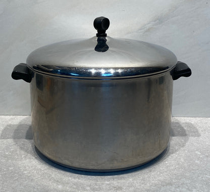 Covered Farberware Pot