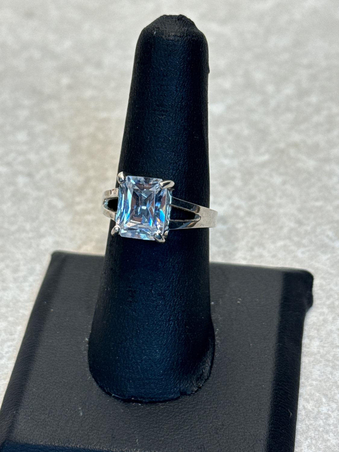 Sterling Ring - Size 7