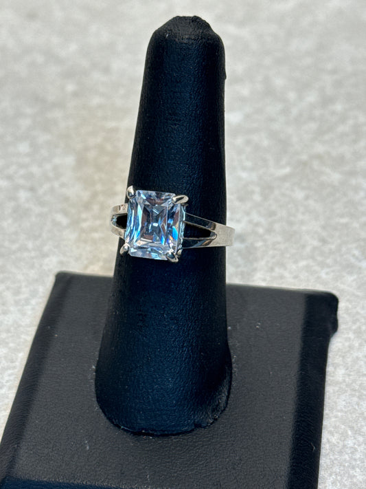 Sterling Ring - Size 7