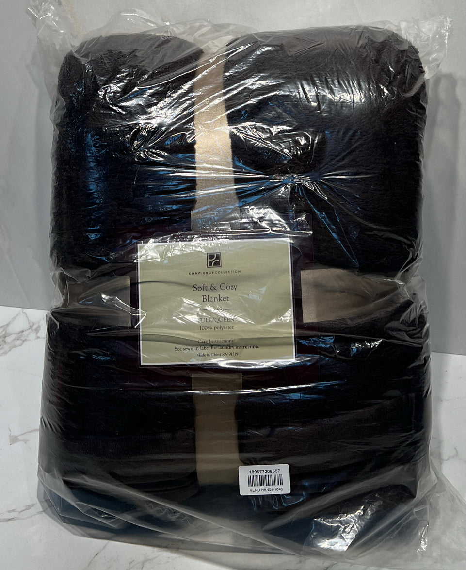 Full/Queen Blanket - New