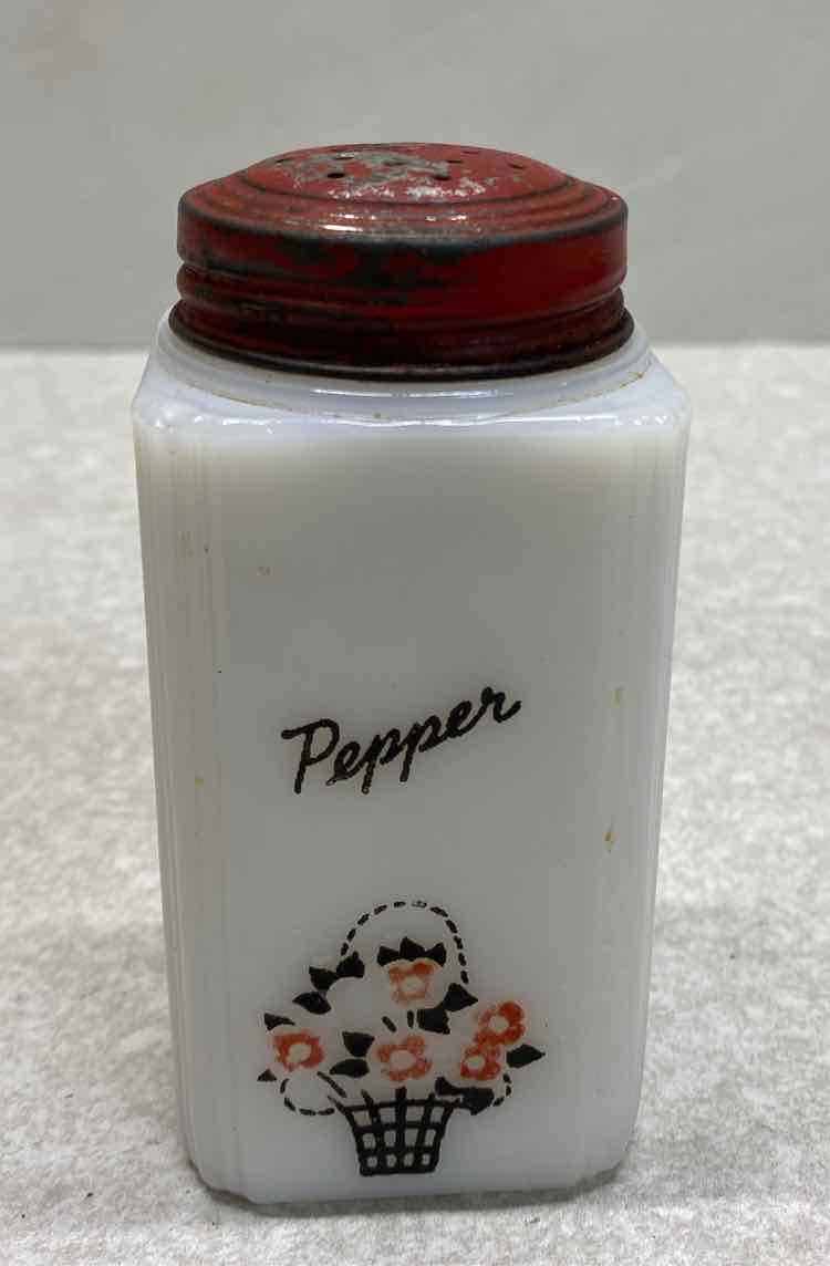 McKee Salt Shaker