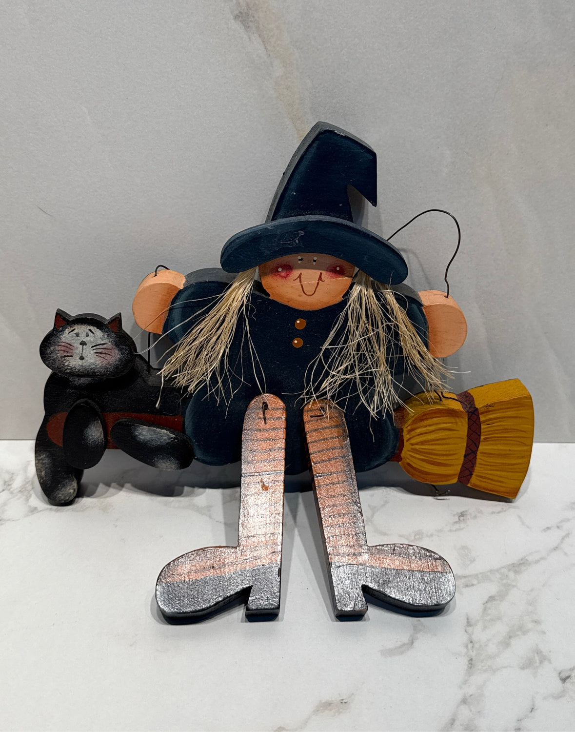 Witch Shelf Sitter
