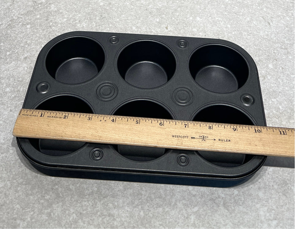 Muffin Pan
