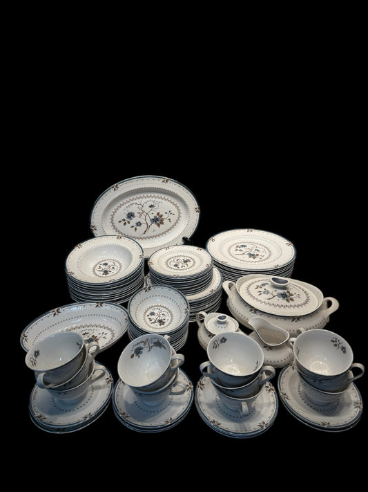 Royal Doulton Old Country Dinnerware Set
