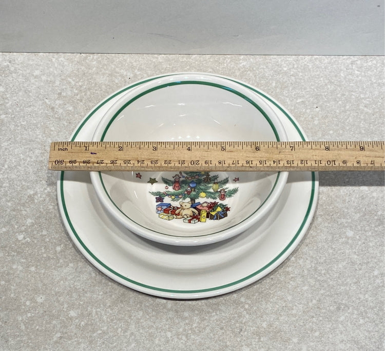 Nikko Set of 3 Dishes Crazing