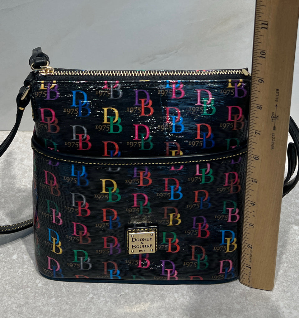 Dooney and Borke Handba