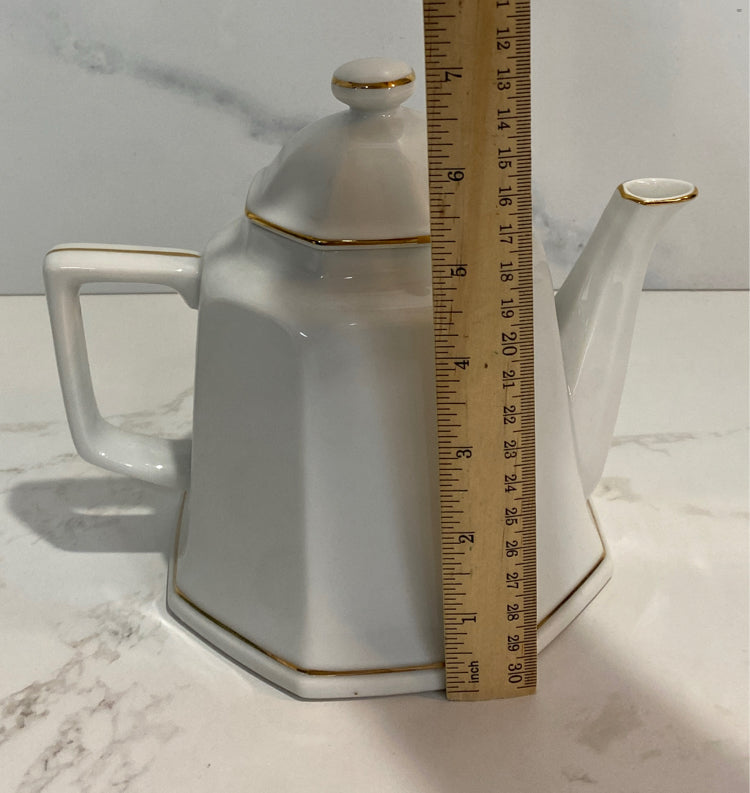 Teapot
