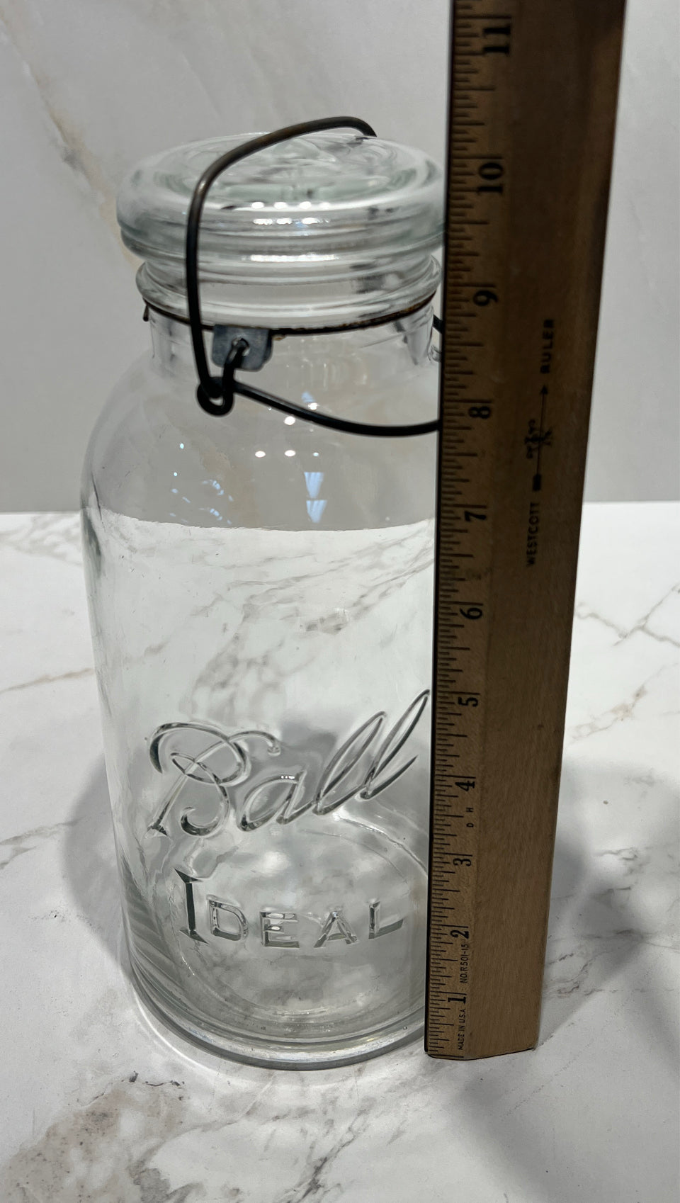Balln Jar