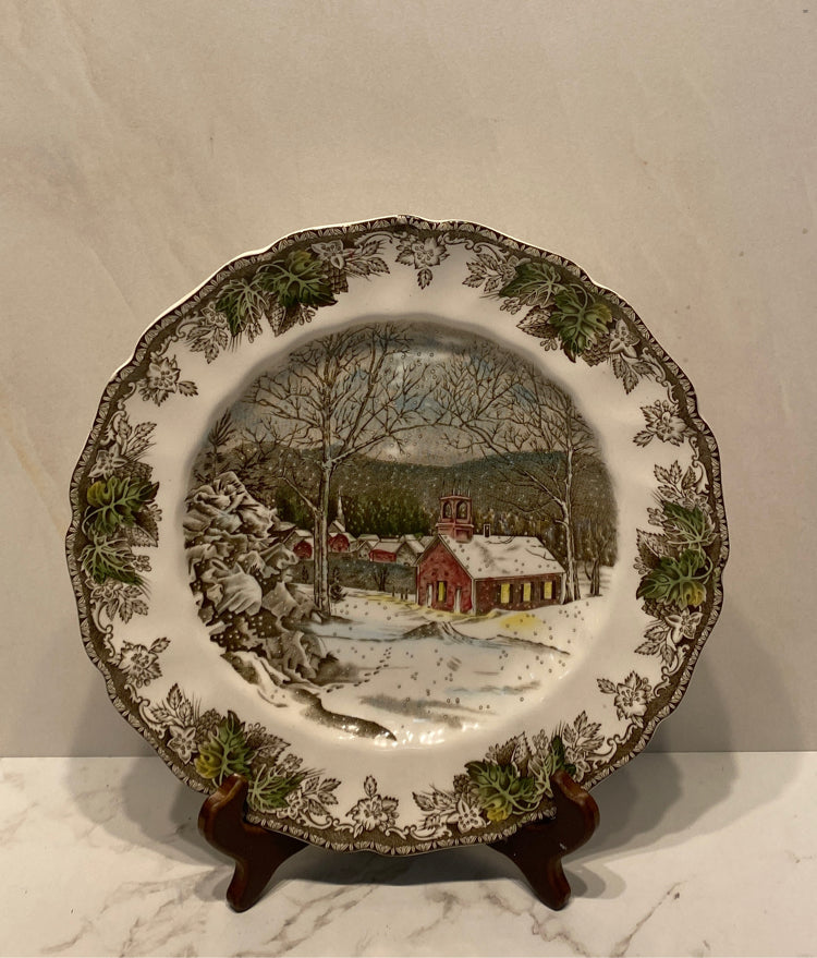 Friendly Village Dinner Plate