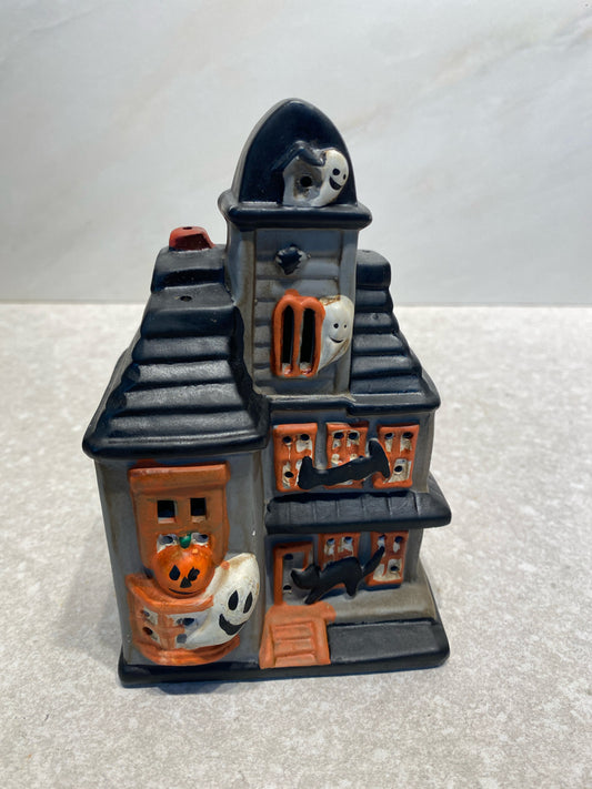 Lighted Haunted House