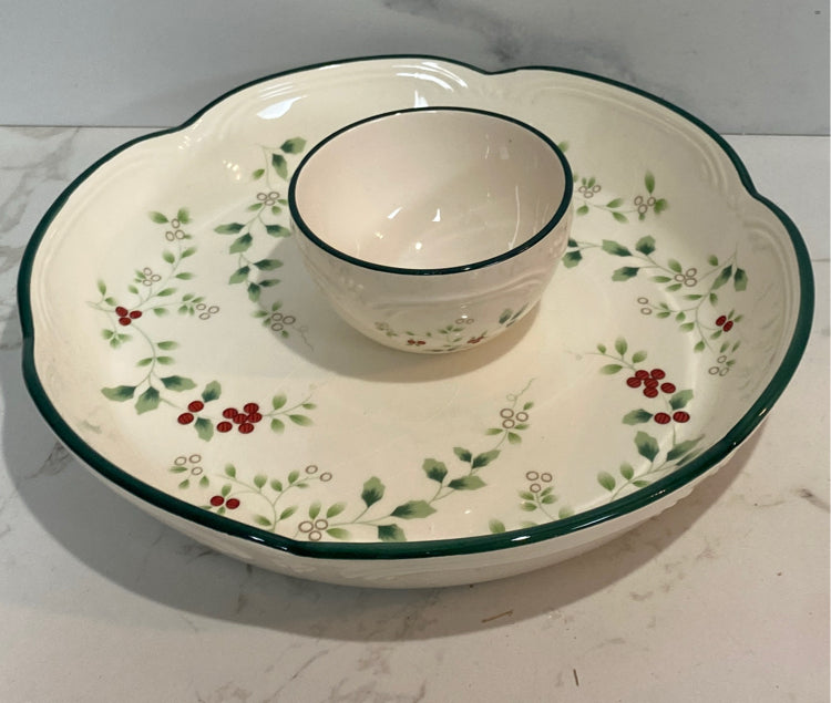 Winterbery Chip And Dip
