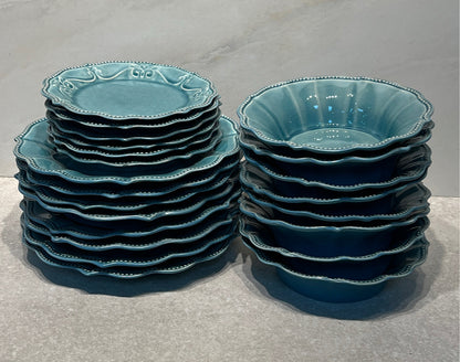 Pioneer Woman Dish Set