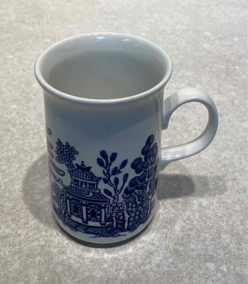Blue Willow Mug