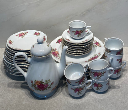 Dinnerware Set