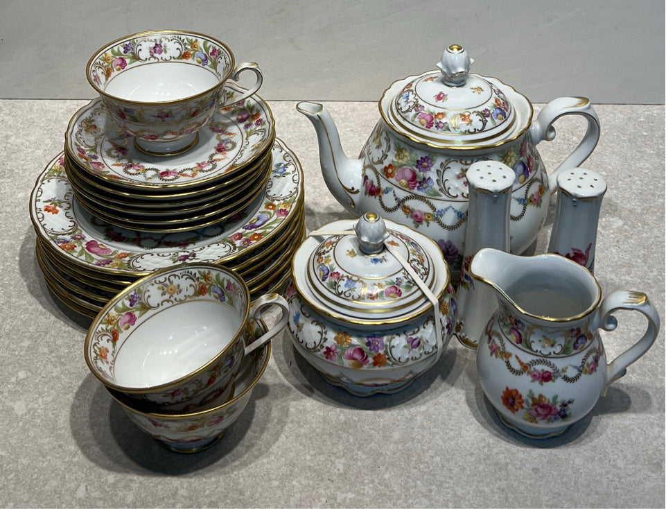 Schumann Arzberg Germany Tea Set