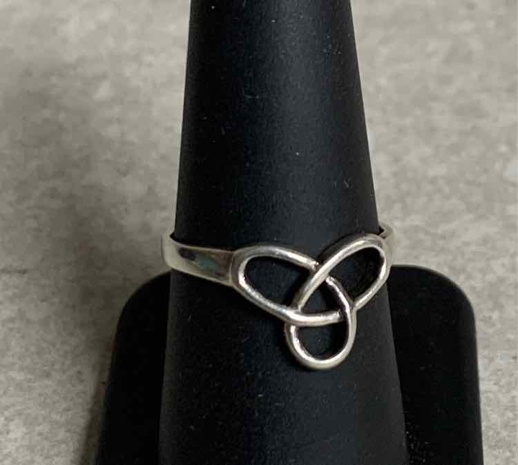 Sterling Ring - Size *