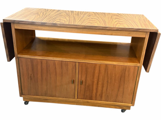 Buffet On Wheels