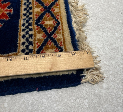 Mini Rug / Prayer Mat?