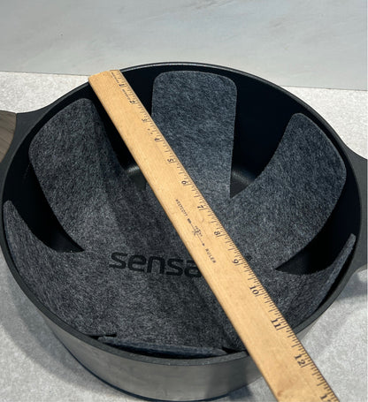 Sensarte Covered Pot