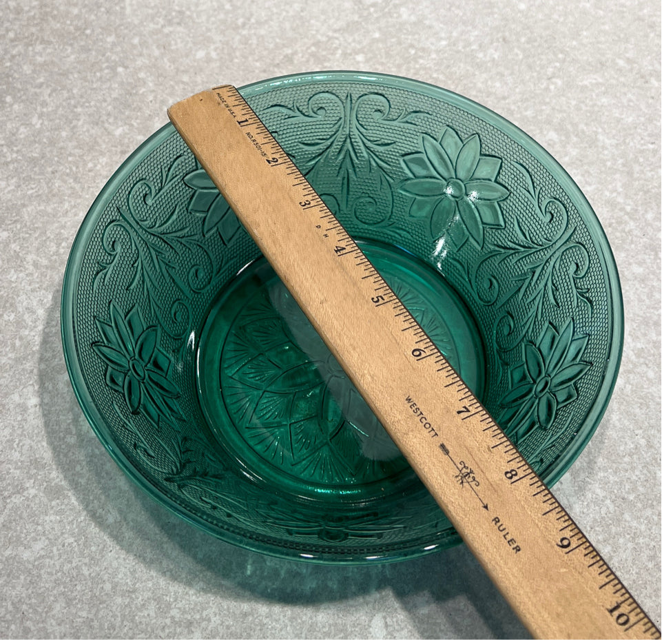 Tiara Sandwich Green Bowl