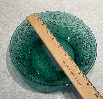 Tiara Sandwich Green Bowl