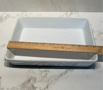 Handled Dish