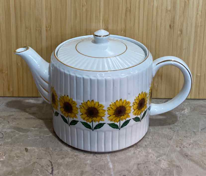 England Teapot
