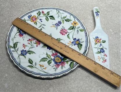 Cake Plate with Server