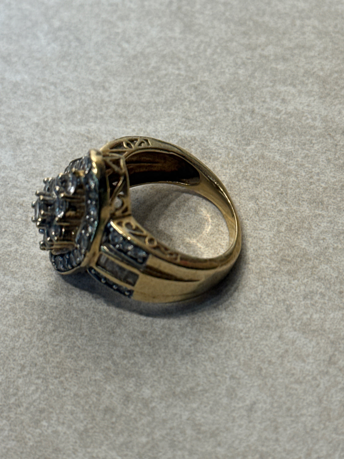 10K Gold And Diamond Ring Sz. 6