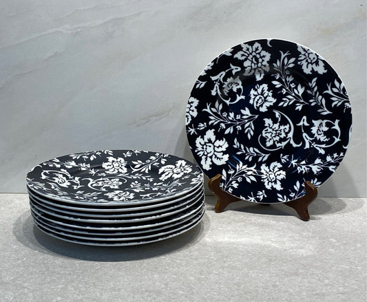 Set of 8 Martha Stewart Plates