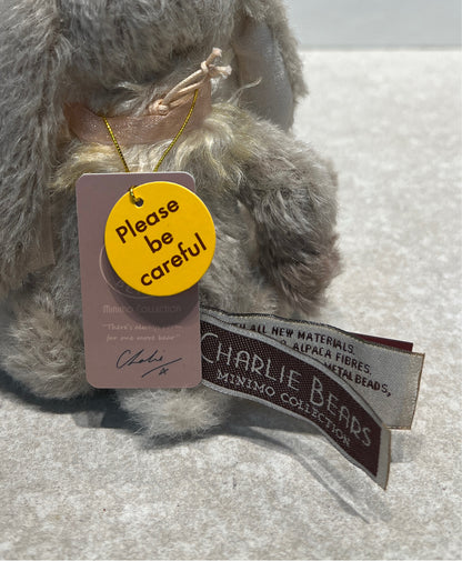 Charlie Bears - Lea