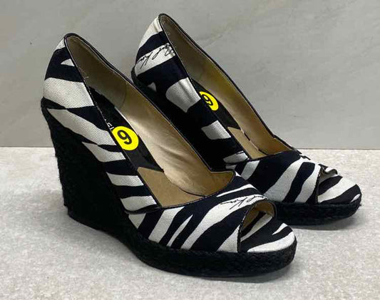 Michael Kors Shoes Size 9