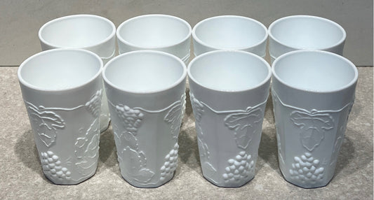 Set of 8 Vintage Glasses