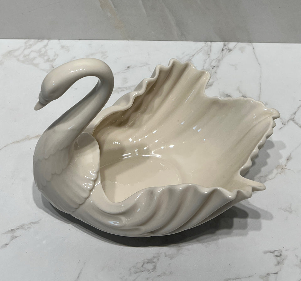 Lenox swan