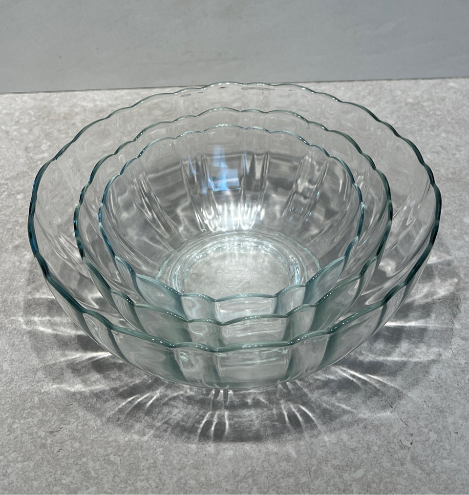 Set of 3 Glass Bowls