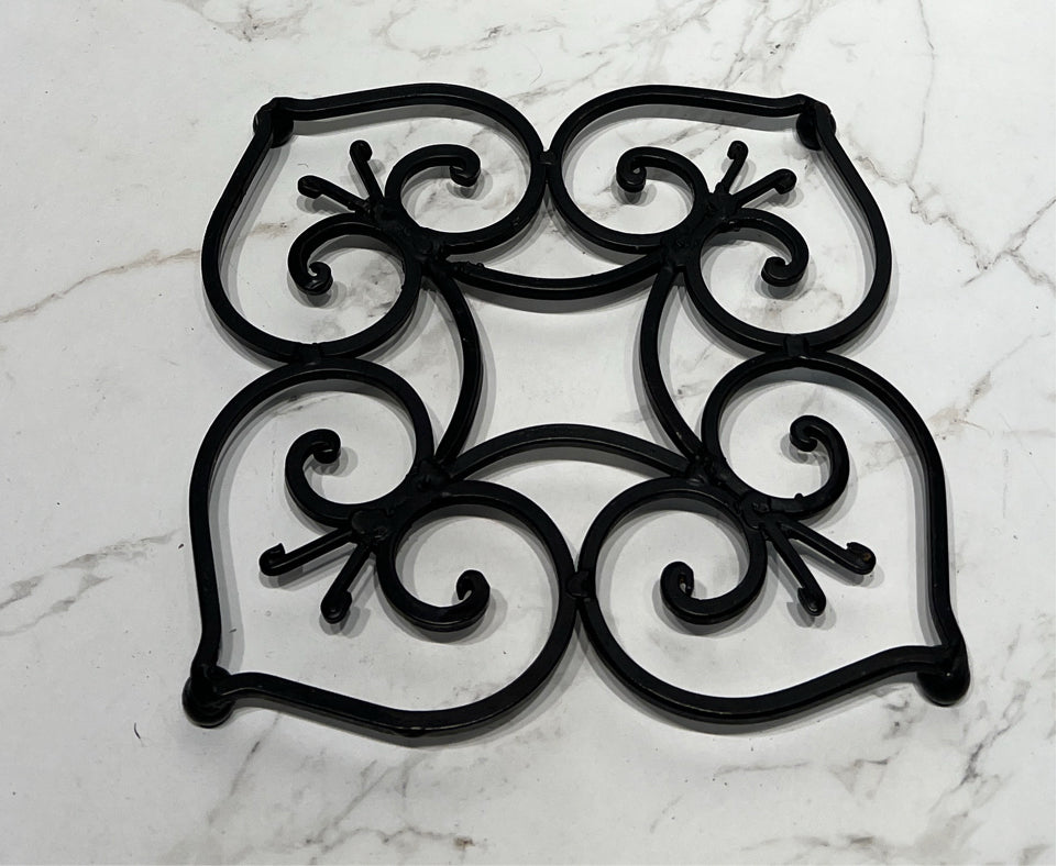 Trivet