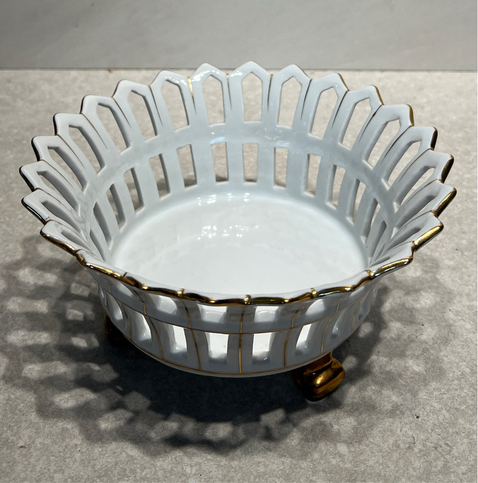 Andrea by Sadek Reticulated Bowl