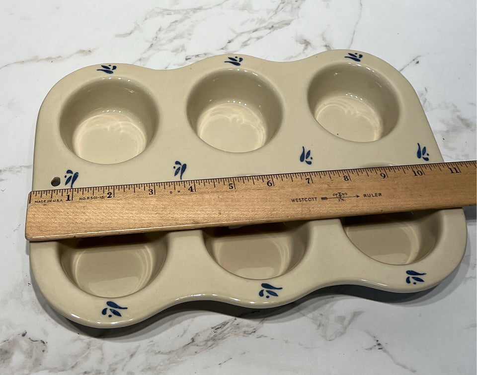 Muffin Pan - Roseville, OH