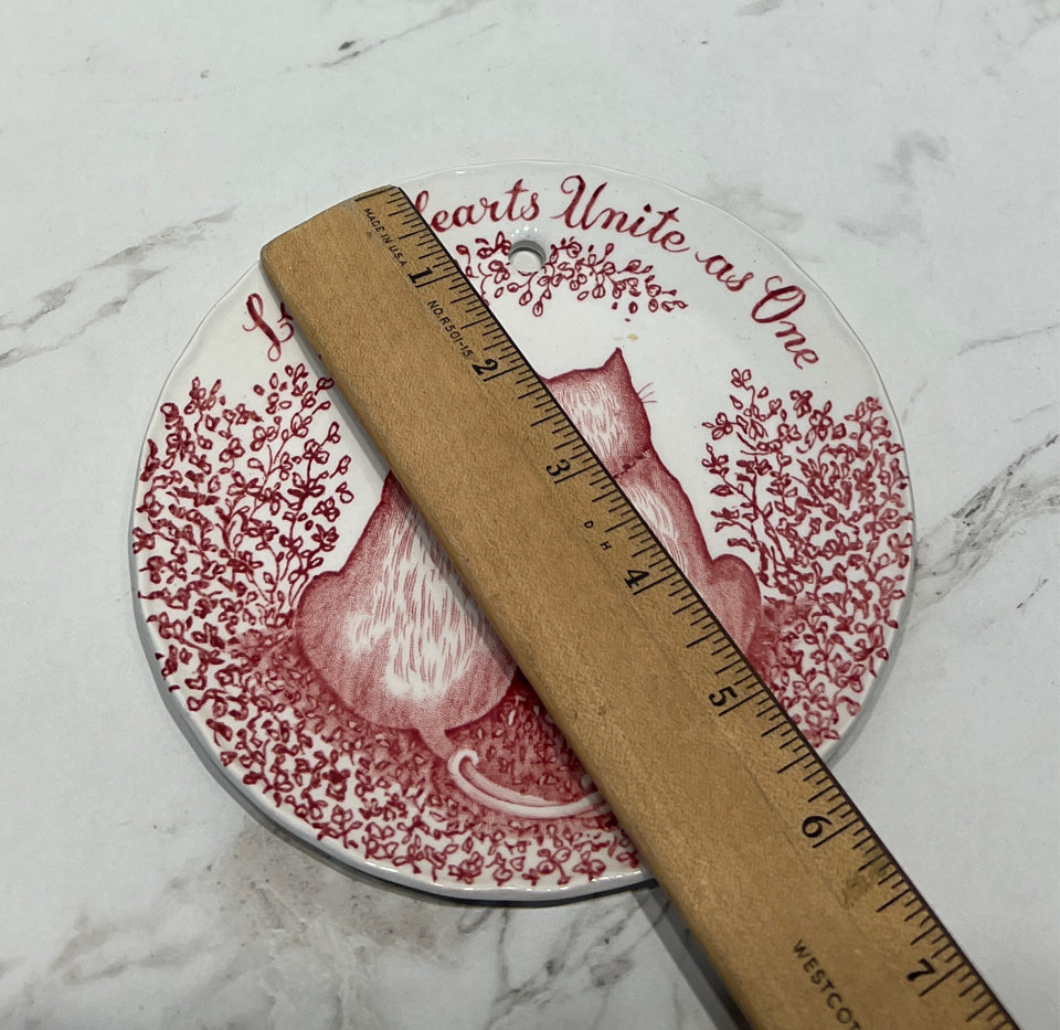 England Cat Plate