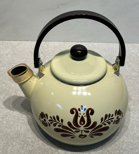 Pfaltzgraff Kettle