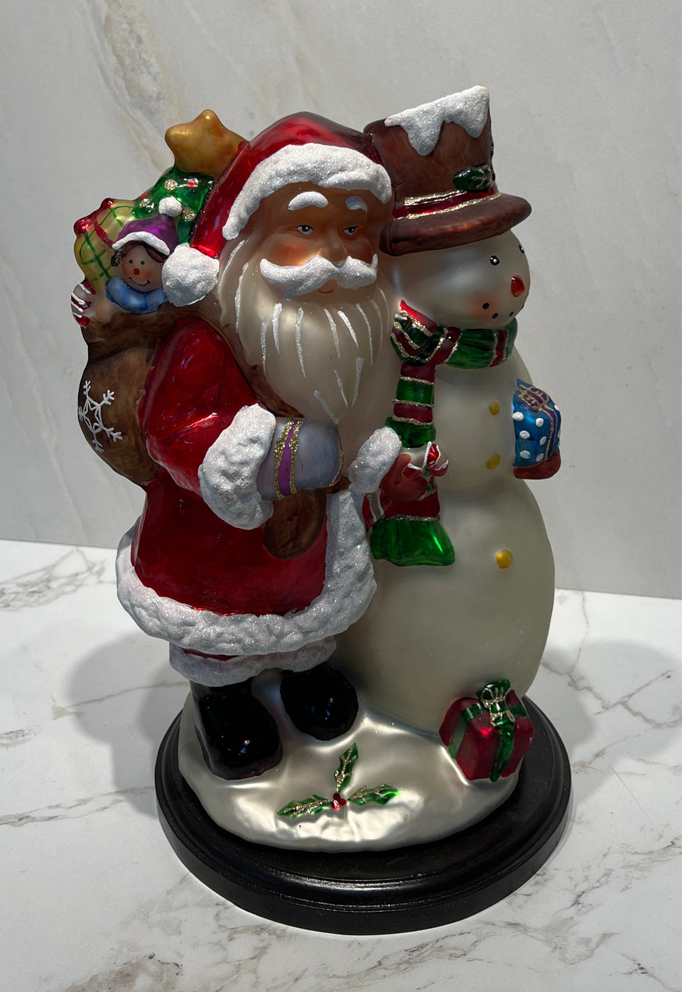 Thomas Pacconi Santa