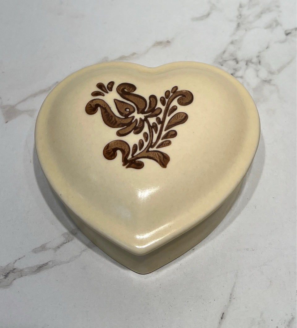 Pfaltzgraff  Covered Dish