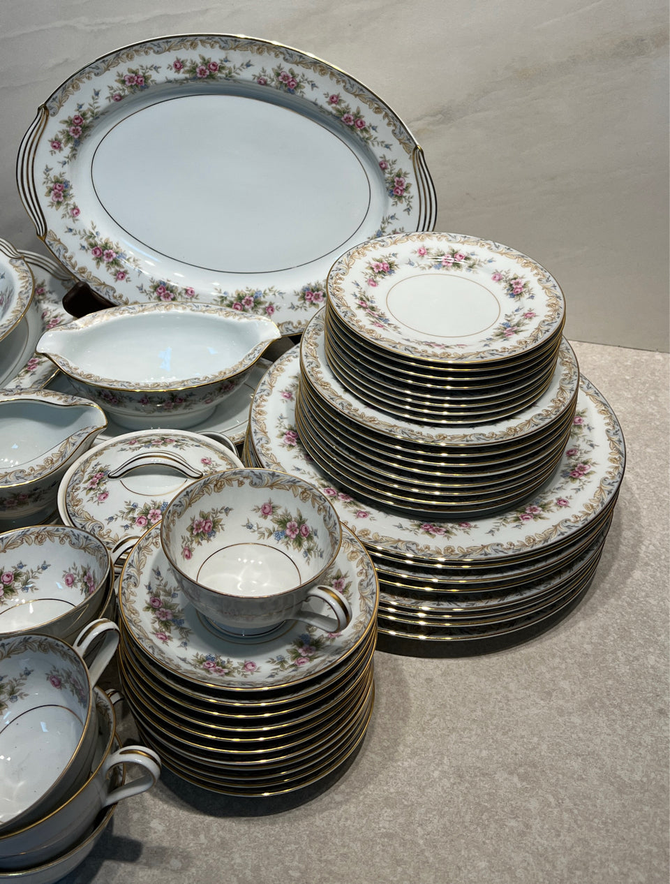 Noritake Somerset Dinnerware Set