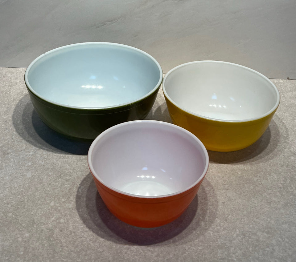 3 Piece Pyrex Set