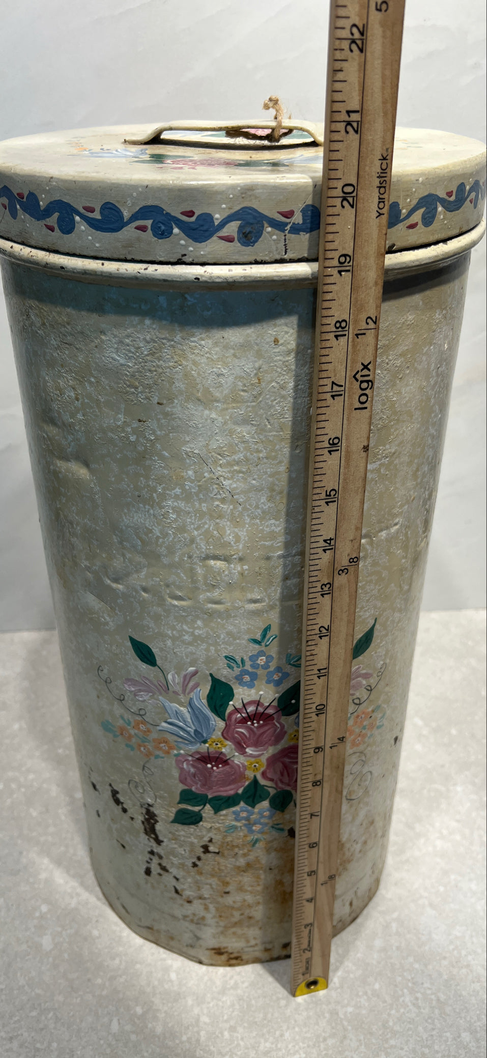 Vintage Flower Tin