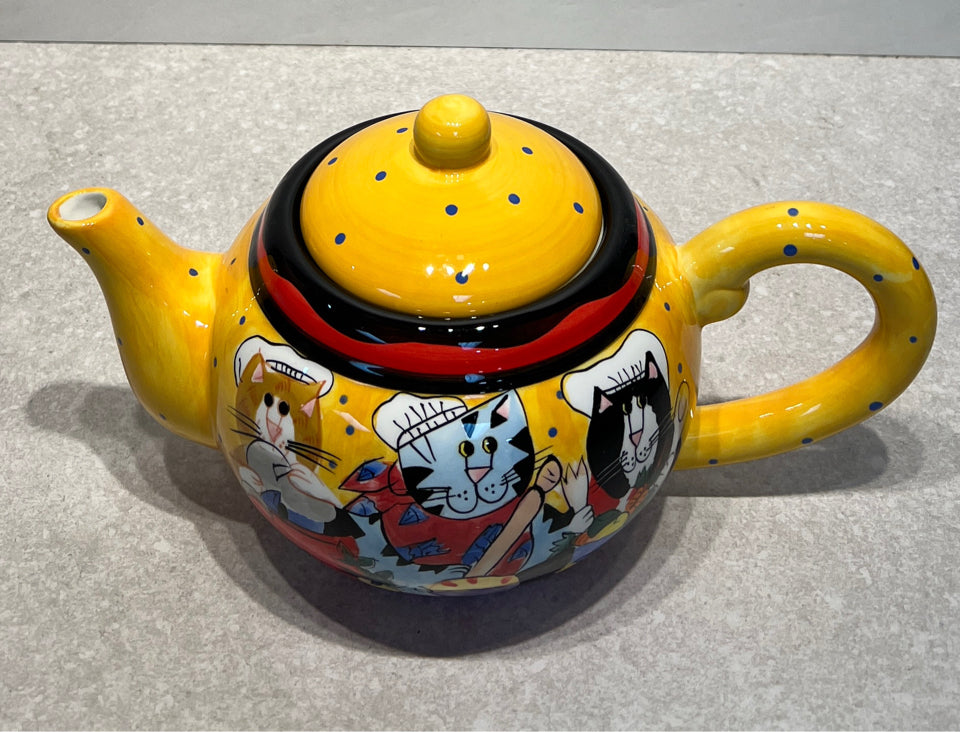 Catzilla Teapot