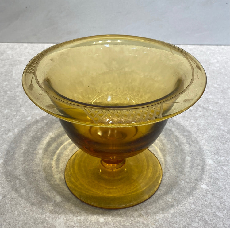 Amber Footed Dish