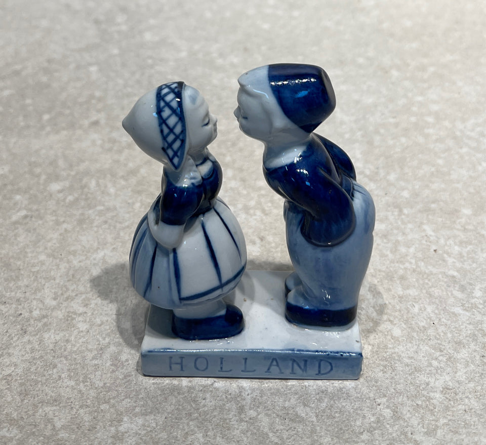 Delft Figurine