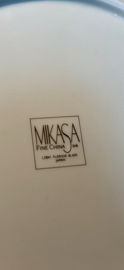 Mikasa Set
